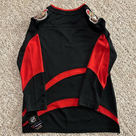 New Ottawa Senators Reverse Retro Women’s Fanatics Jersey Size Medium - NWT - Picture 3 of 3